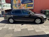 Volkswagen Passat 1.8 TSI DSG Comfortline Comfortline - VW Passat Gebrauchtwagen in Stuttgart