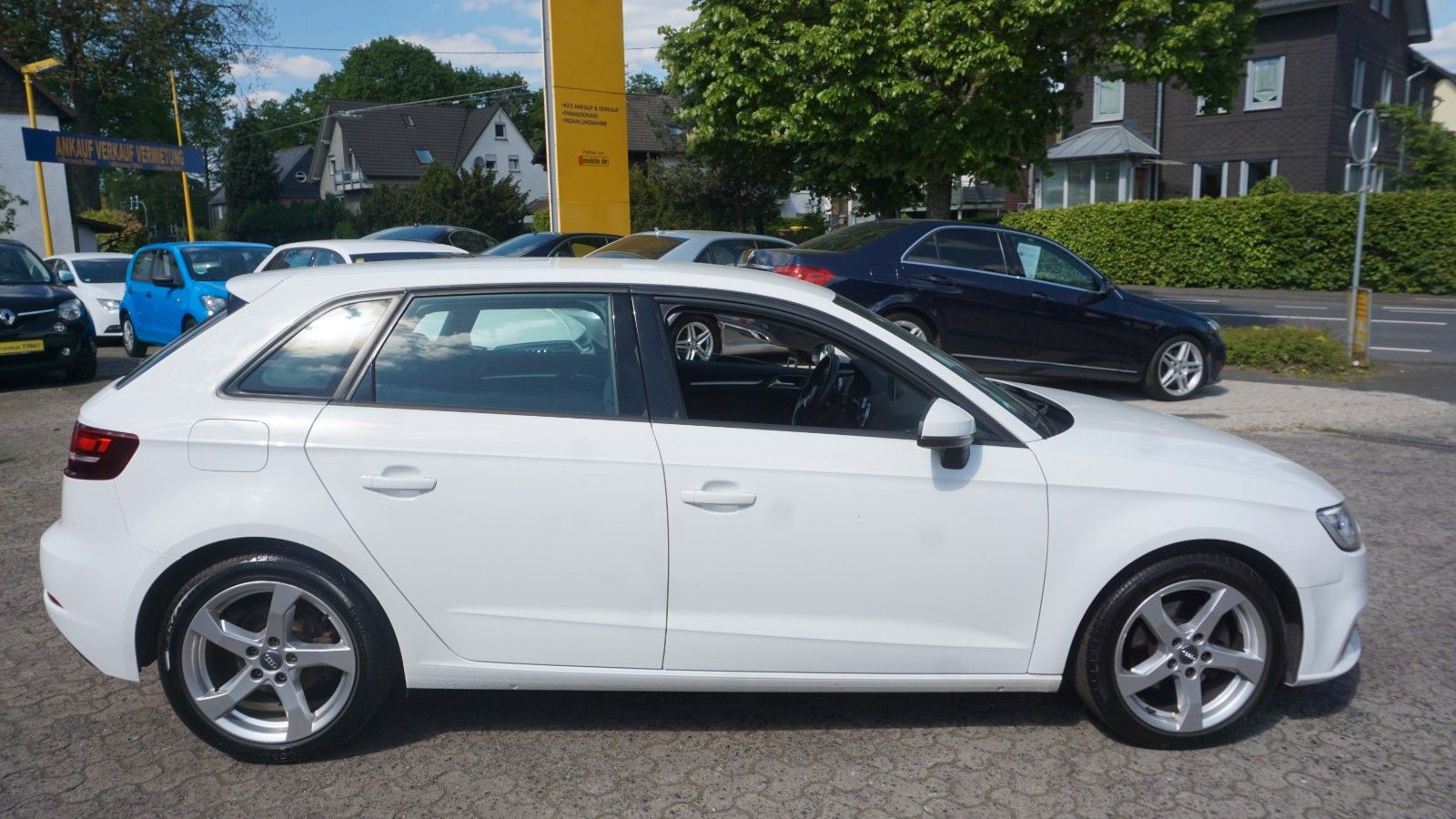 Fahrzeugabbildung Audi A3 2.0 TDI Sportback sport