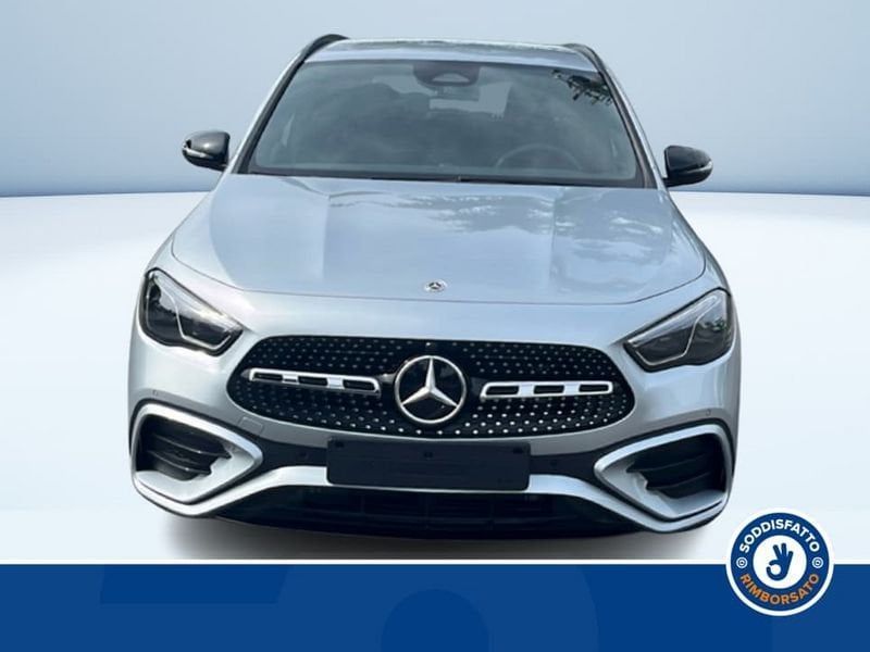 Mercedes-Benz GLA 200d Automatic 4Matic AMG Line imagem 3
