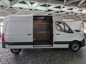 Mercedes Sprinter - 11