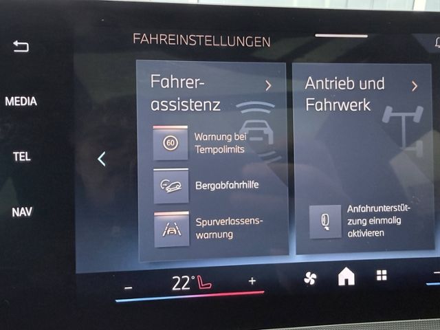 BMW X1 xDrive Panorama Sportsitz AHK adap.LED Drivin foto 22