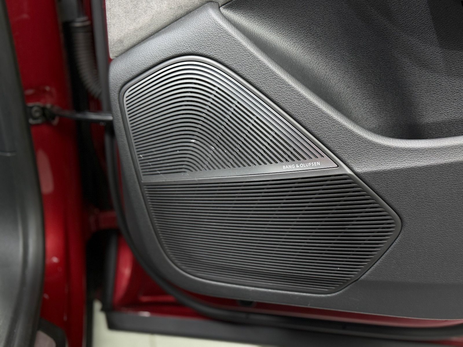 Fahrzeugabbildung Audi SQ8 4.0 TDI quattro|3D BANG&OLUFSEN|RS-SITZE|AHK