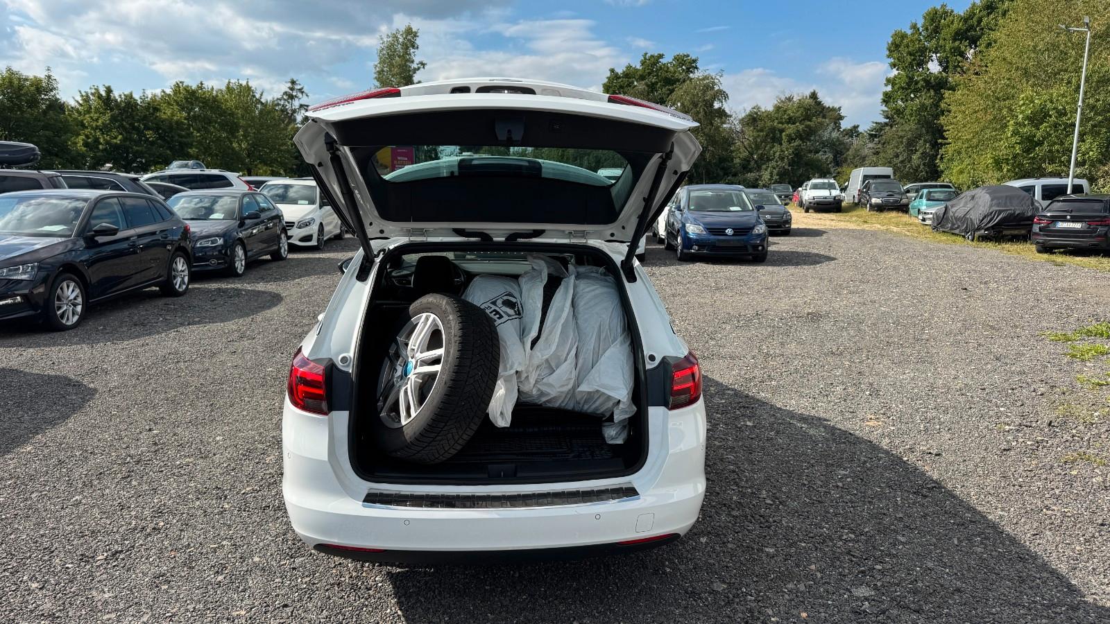 Opel Astra K SportsTourer Elegance Alcantara Led Navi