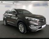 Hyundai Tucson Advantage 1.6 4WD Assistent... - Hyundai Accent Benziner Gebrauchtwagen