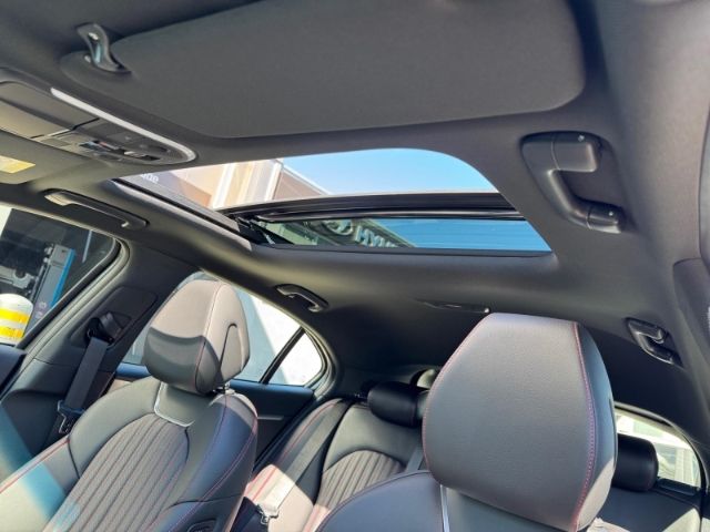 Fahrzeugabbildung Genesis G70 Shooting Brake 2.0T RWD Sport Leder LED Sper