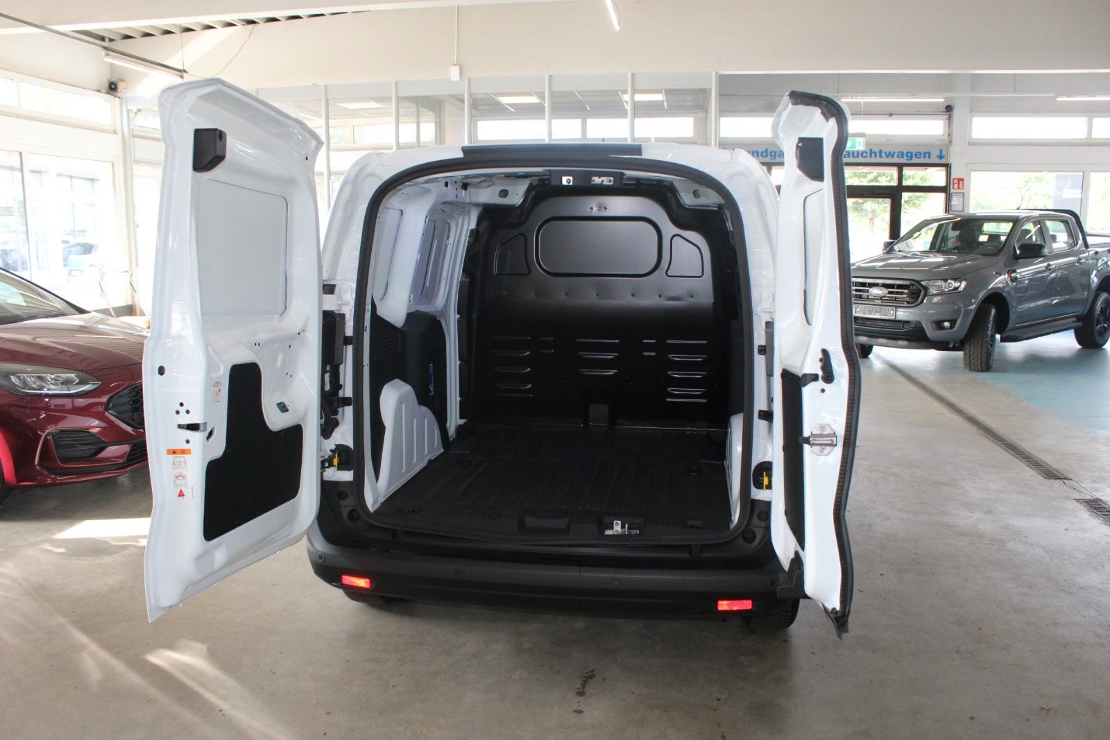 Fahrzeugabbildung Ford Transit Courier 1.5 EcoBlue TREND Kasten KLIMA