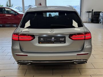 Mercedes E 300 - 6