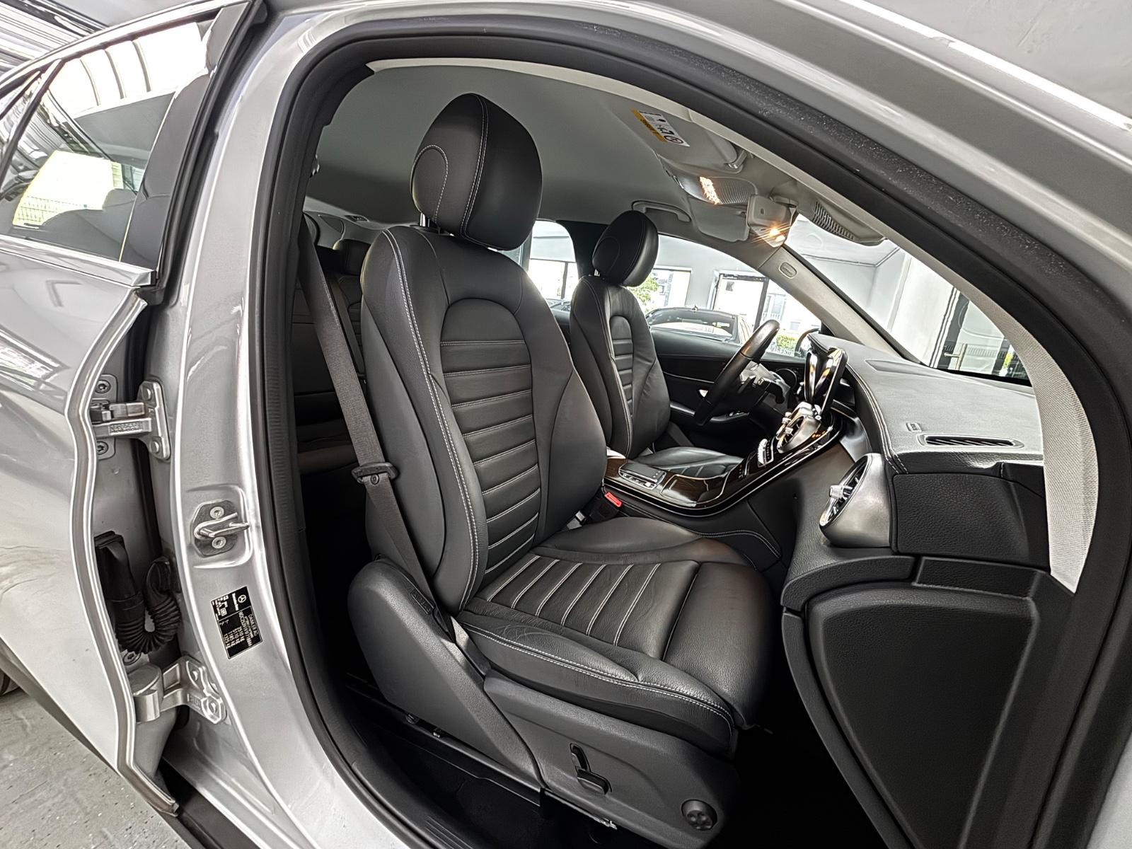 Mercedes-Benz GLC 300d 4Matic 1.HAND MULTIBEAM KAMERA
