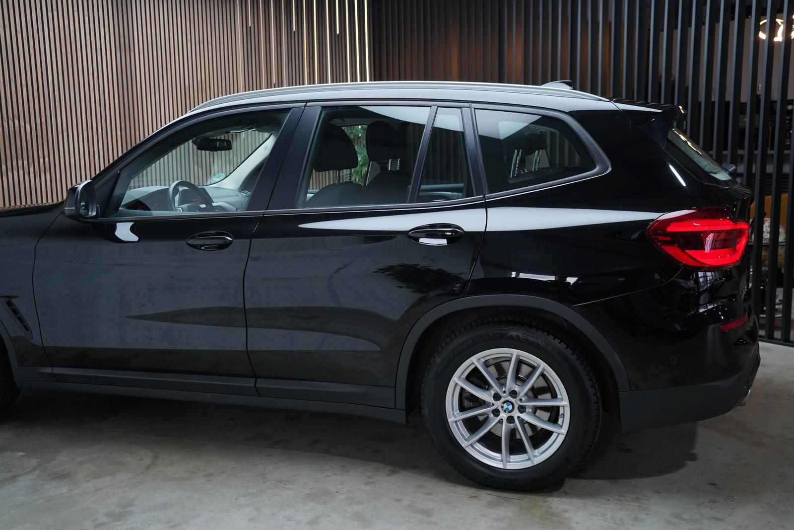 BMW X3 xDrive 20i | Business | LED | Navi | Kamera foto 9