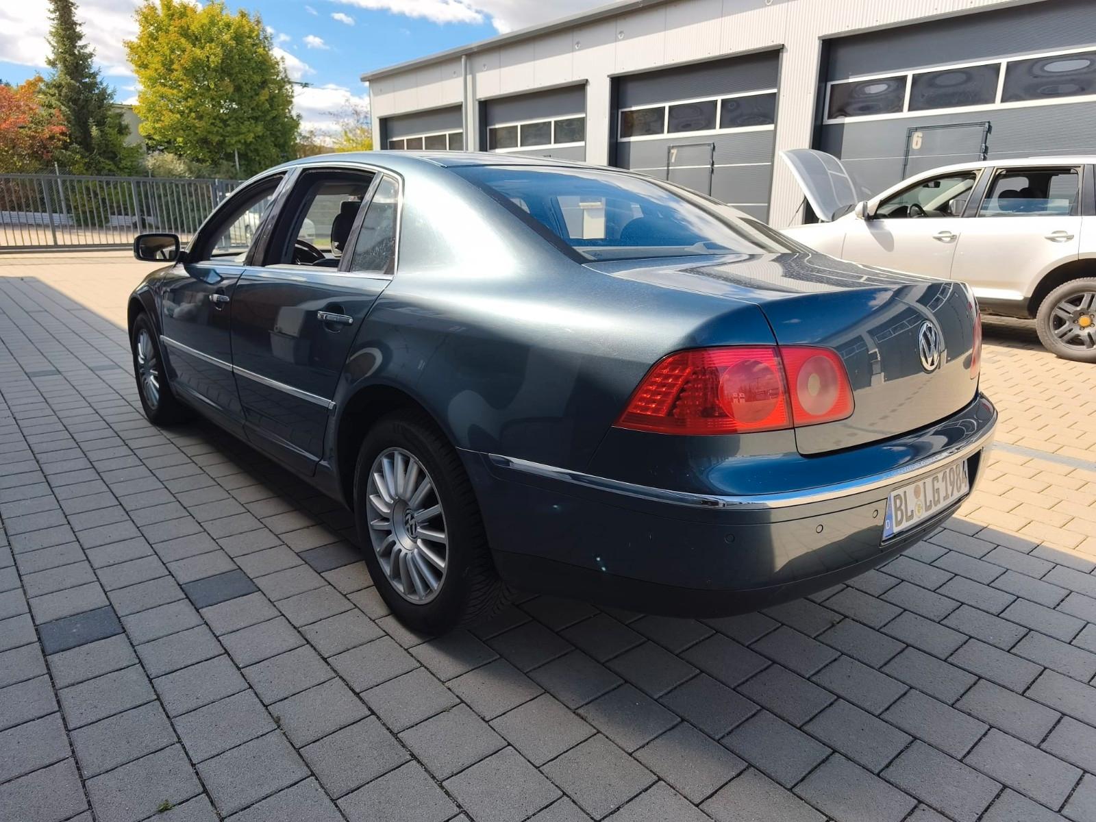 Volkswagen Phaeton 3.2 V6 Tiptronic 5-Sitzer