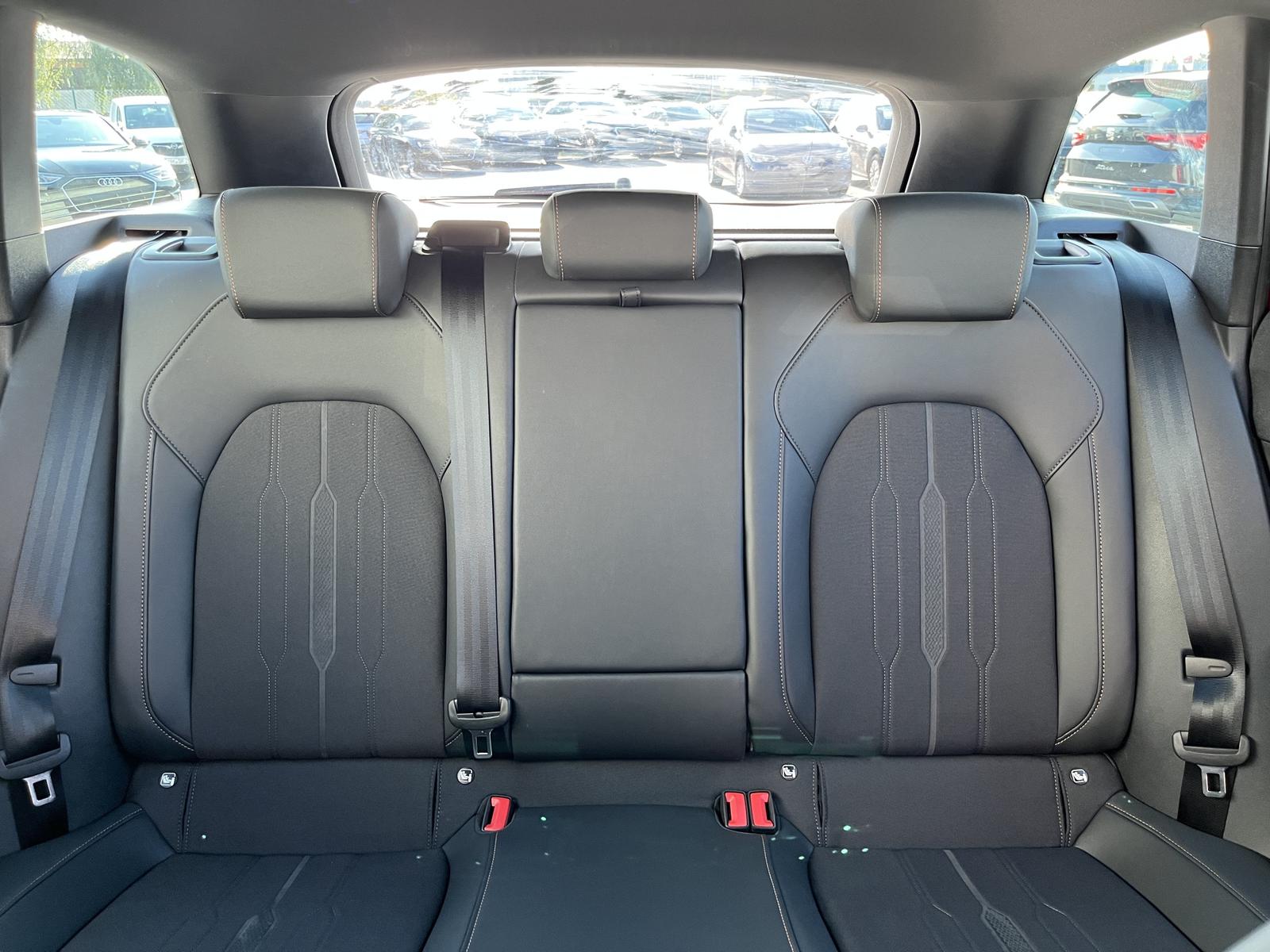 Cupra Leon SP 2.0 TSI DSG VZ 156€ m.20% Anz. Navi RFK, миниатюра 18