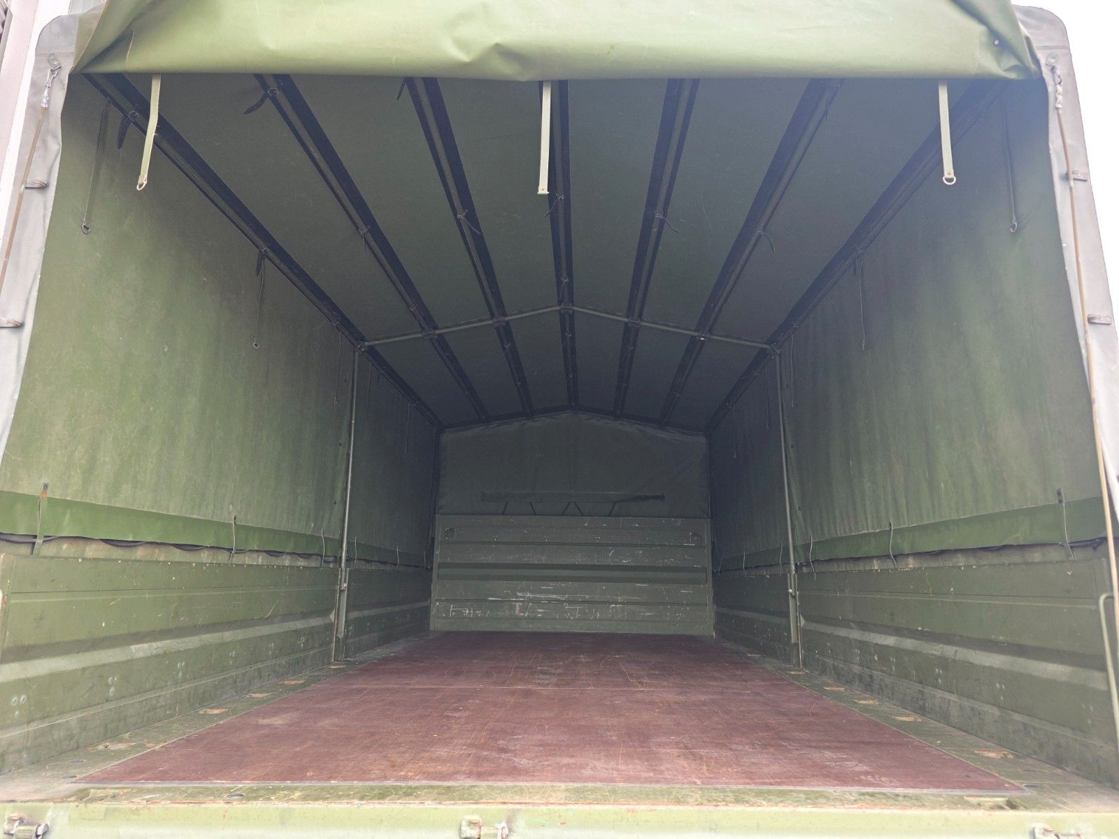 Fahrzeugabbildung MAN TGA 18.360 4x4 BB 3 Sitze Schalter Expedition