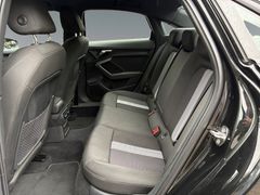 Fahrzeugabbildung Audi A3 Limousine S line 35 TDI S-tr. - Navi+*ACC*App