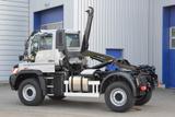Mercedes-Benz Unimog U430 Hakenlift