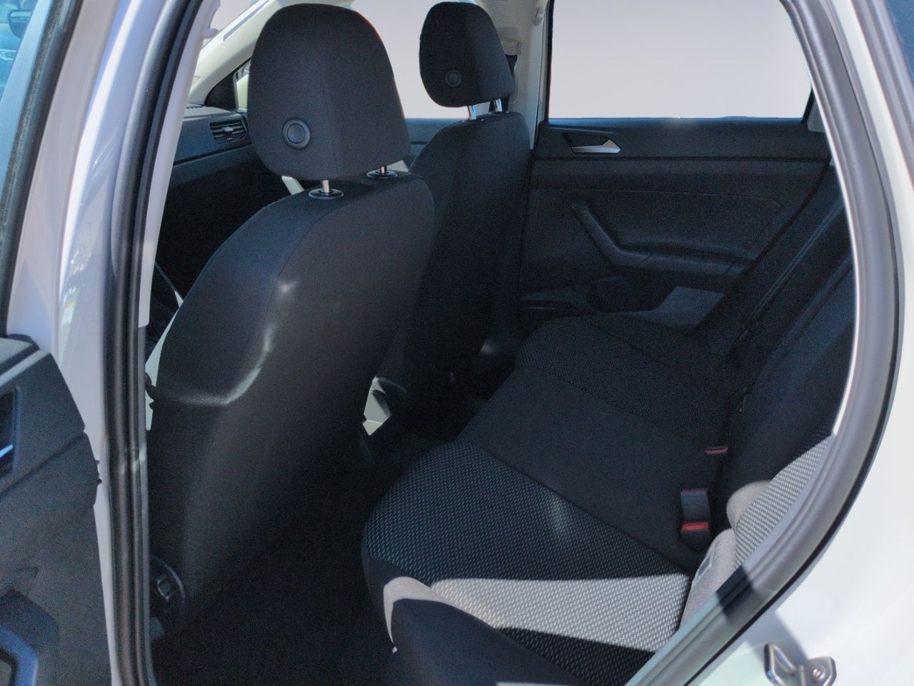 Taigo 1.0 TSI APP+LED+CARPLAY+SHZ+KLIMA+ALU+