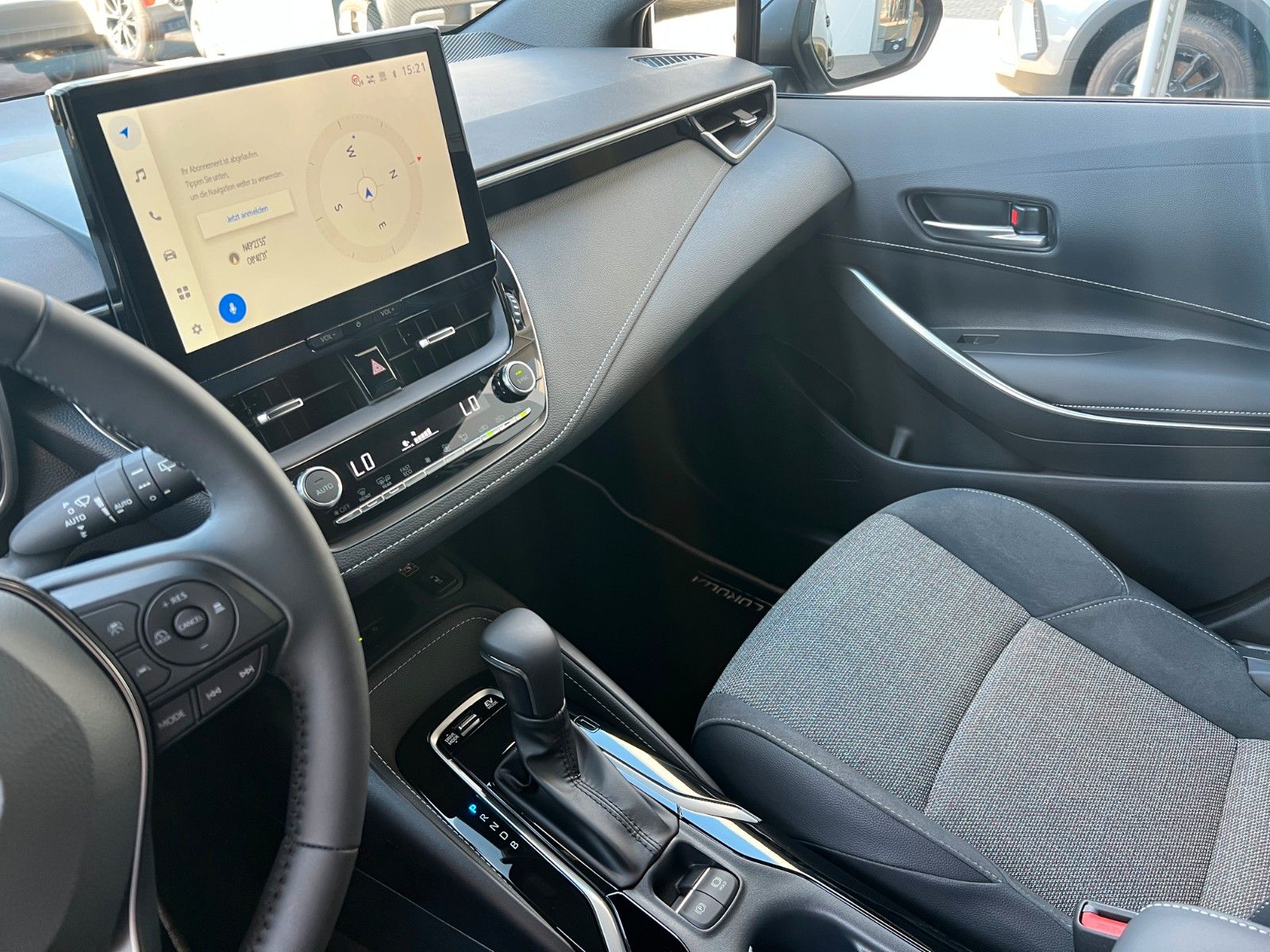 Fahrzeugabbildung Toyota Corolla Hybrid 140PS Teamplayer Technikpaket