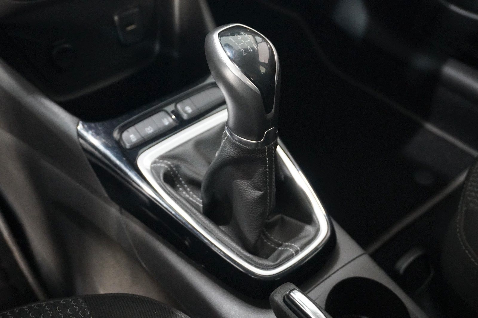 Fahrzeugabbildung Opel Crossland (X) 1.2 EDITION NAVI/LED/KAMERA/DAB+