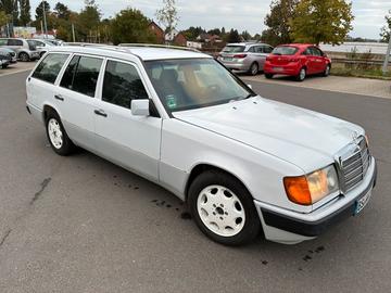 صورة 3 لـ 1990 Mercedes-BENZ C 220