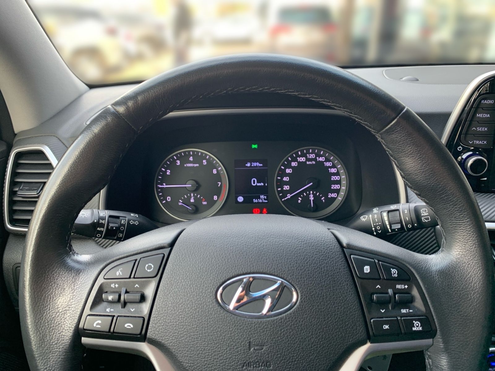 Fahrzeugabbildung Hyundai TUCSON 1.6 Advantage Navi 8x bereift