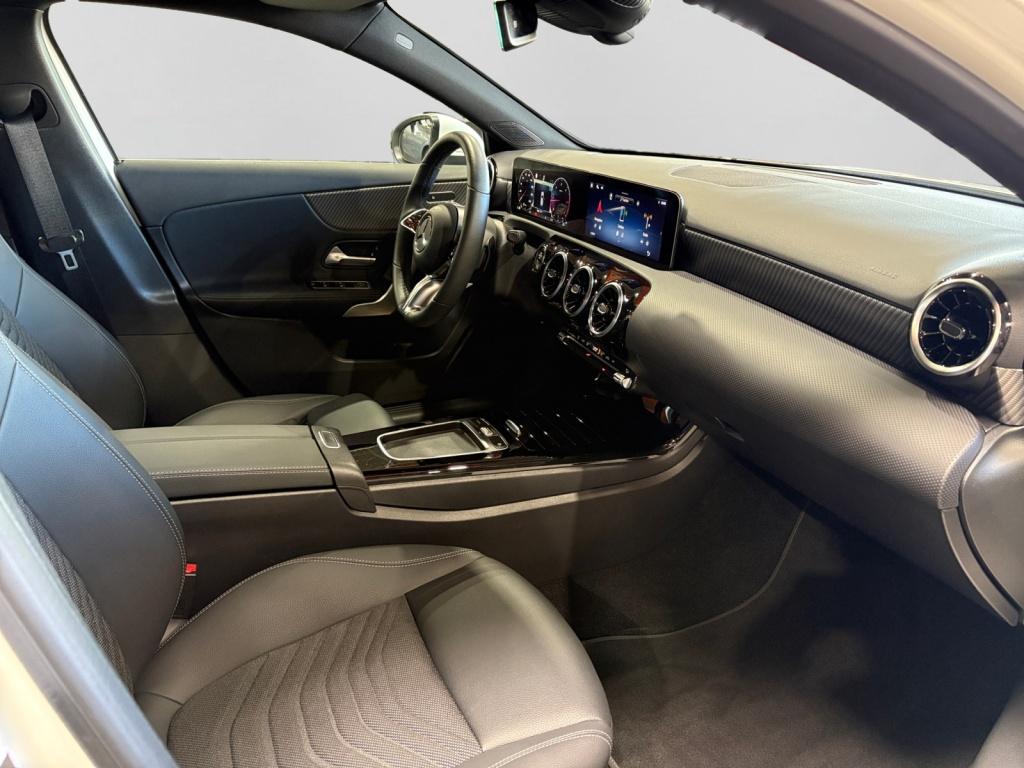 Mercedes-Benz A 180 d PROGRESSIVE|LED|PANO|KAM|SHZ|DAB