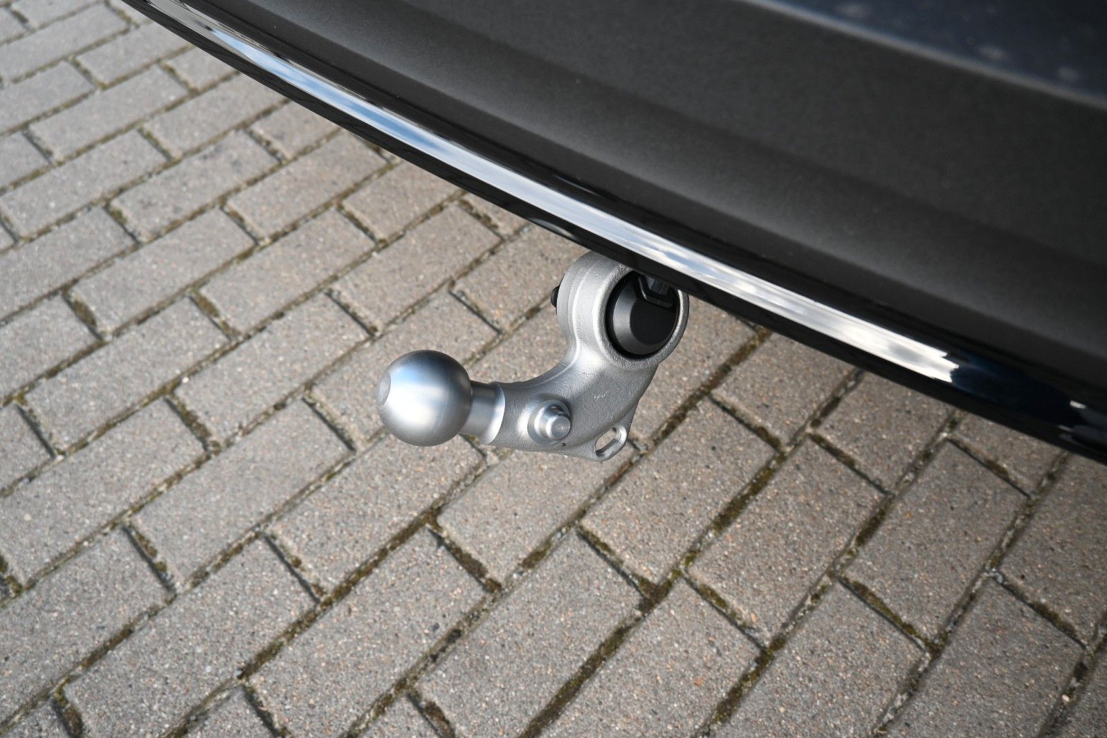 Fahrzeugabbildung Volvo XC40 B4 DKG Plus Black Edition*STDHZG*360*ACC
