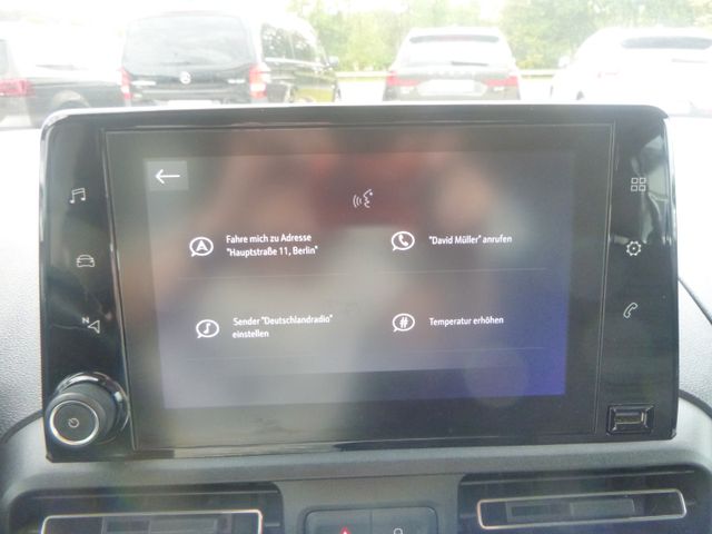 Fahrzeugabbildung Opel Combo Life E >AHK/Navi/Einparkhilfe<