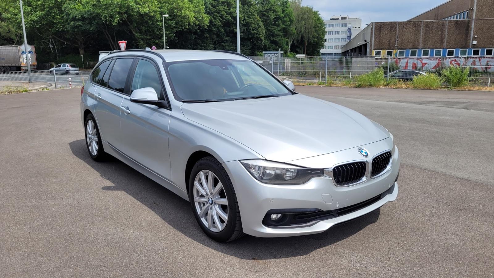 BMW 320