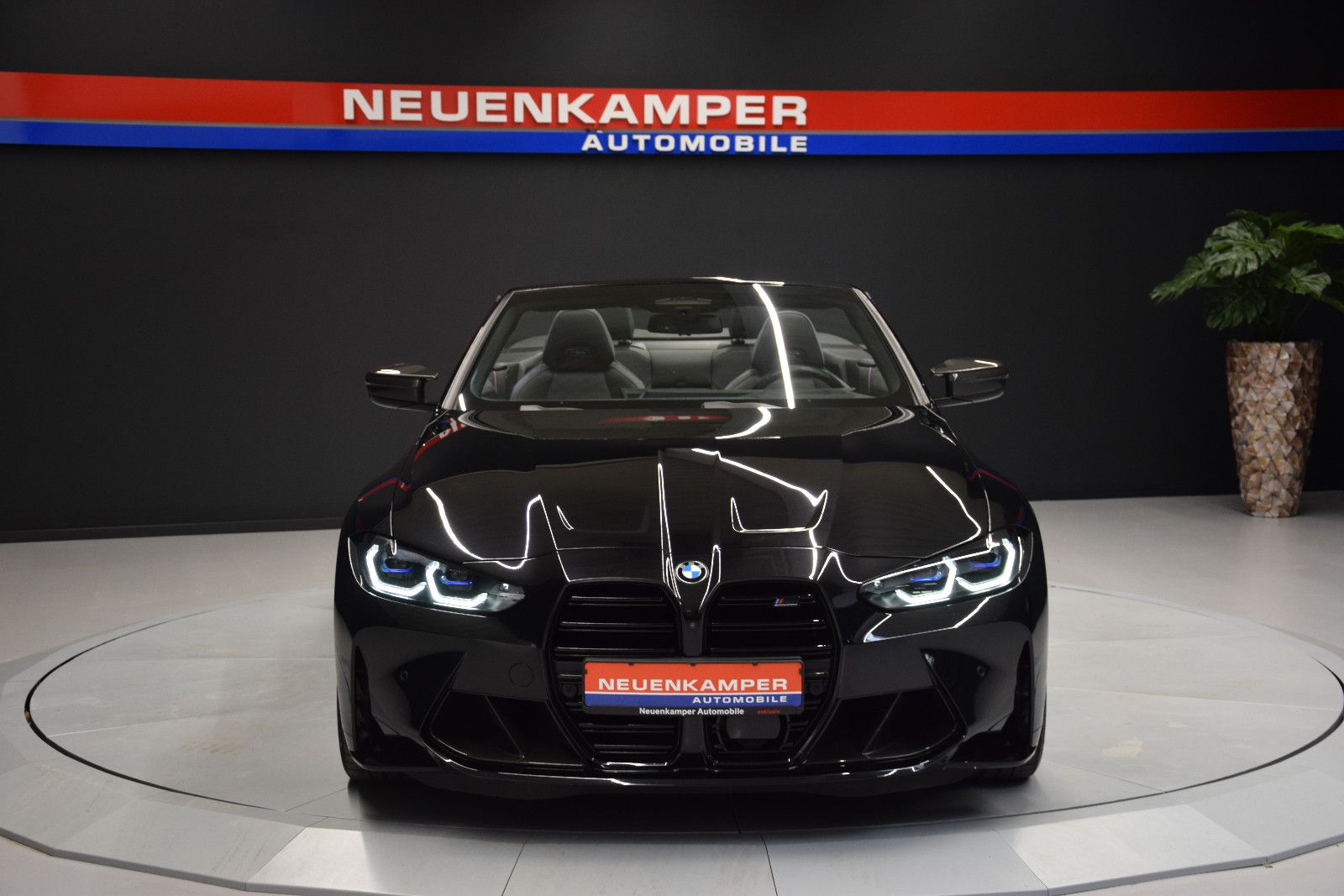 Fahrzeugabbildung BMW M4 Cabrio xDrive Competition ACC 360° H&k Leder