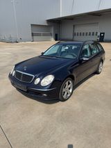 Mercedes-Benz E 500 4MATIC T AVANTGARDE Avantgarde - Mercedes-Benz E 500 aus 2005