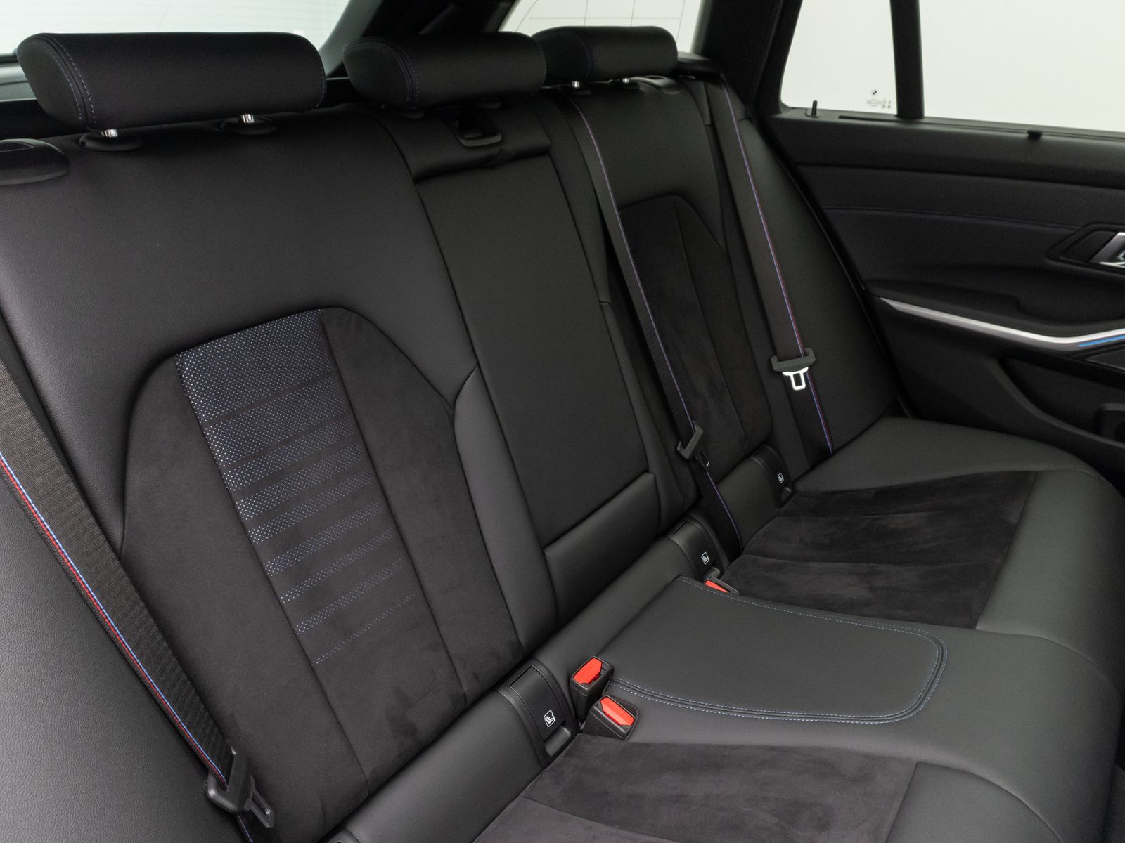 Fahrzeugabbildung BMW M340i xD Panorama Kamera DAB H/K Komfort 19Zoll