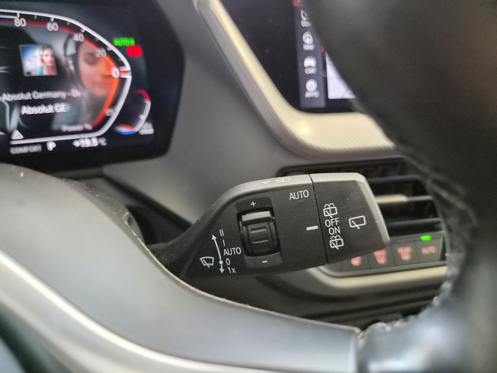 Fahrzeugabbildung BMW 120d M Sport / NAVI / KAMERA / T-LEDER