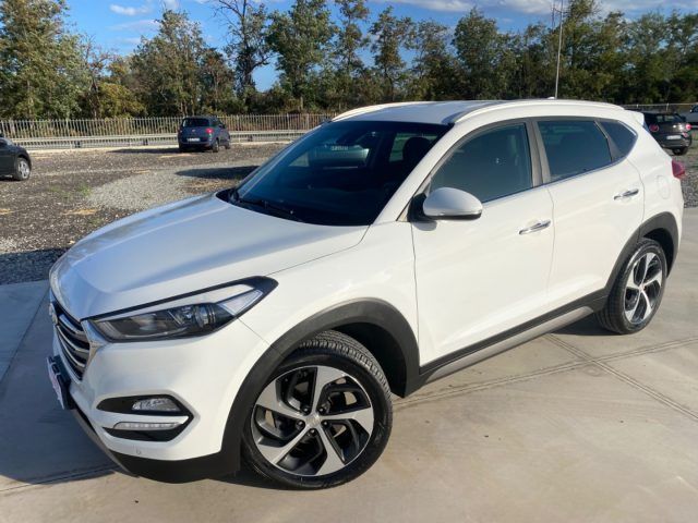 Hyundai HYUNDAI Tucson 1.7 CRDi XPossible ?GARANZIA?