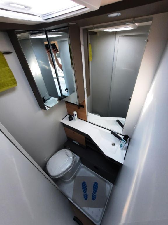 Fahrzeugabbildung Bürstner B66 490 TL Verfüg./Sparen Sie 3.630,- €