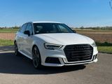 Audi A3 TFSI S tronic Sportback sport black edition - Audi A3: Edition