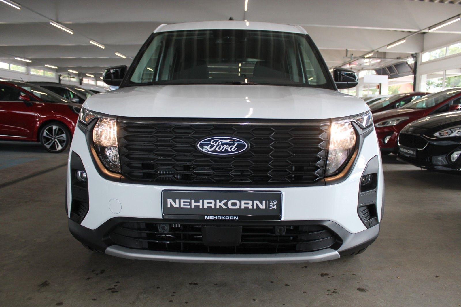 Fahrzeugabbildung Ford Tourneo Courier ACTIVE Winter + FahrerAssistPak3