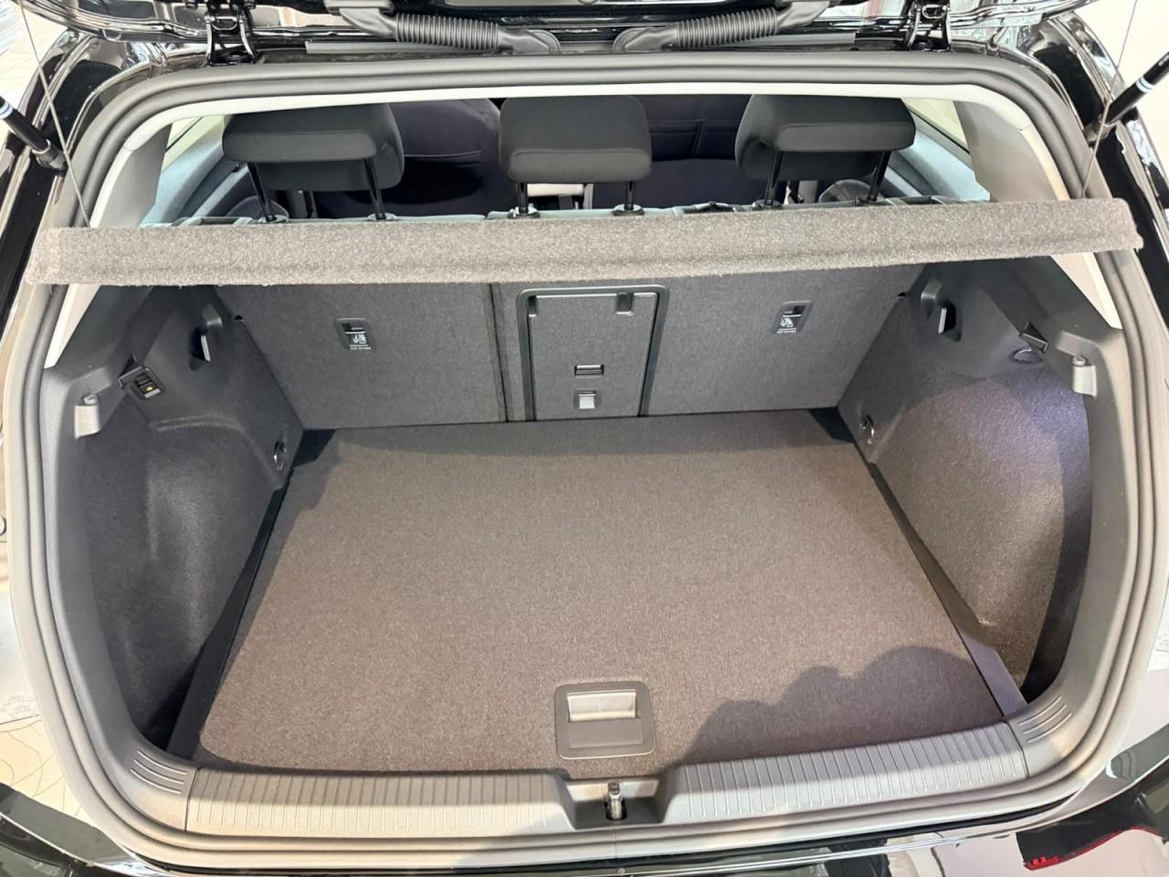 Volkswagen Golf VIII 1.5TSI Life LED ACC RFK AHK APP Klima, миниатюра 27