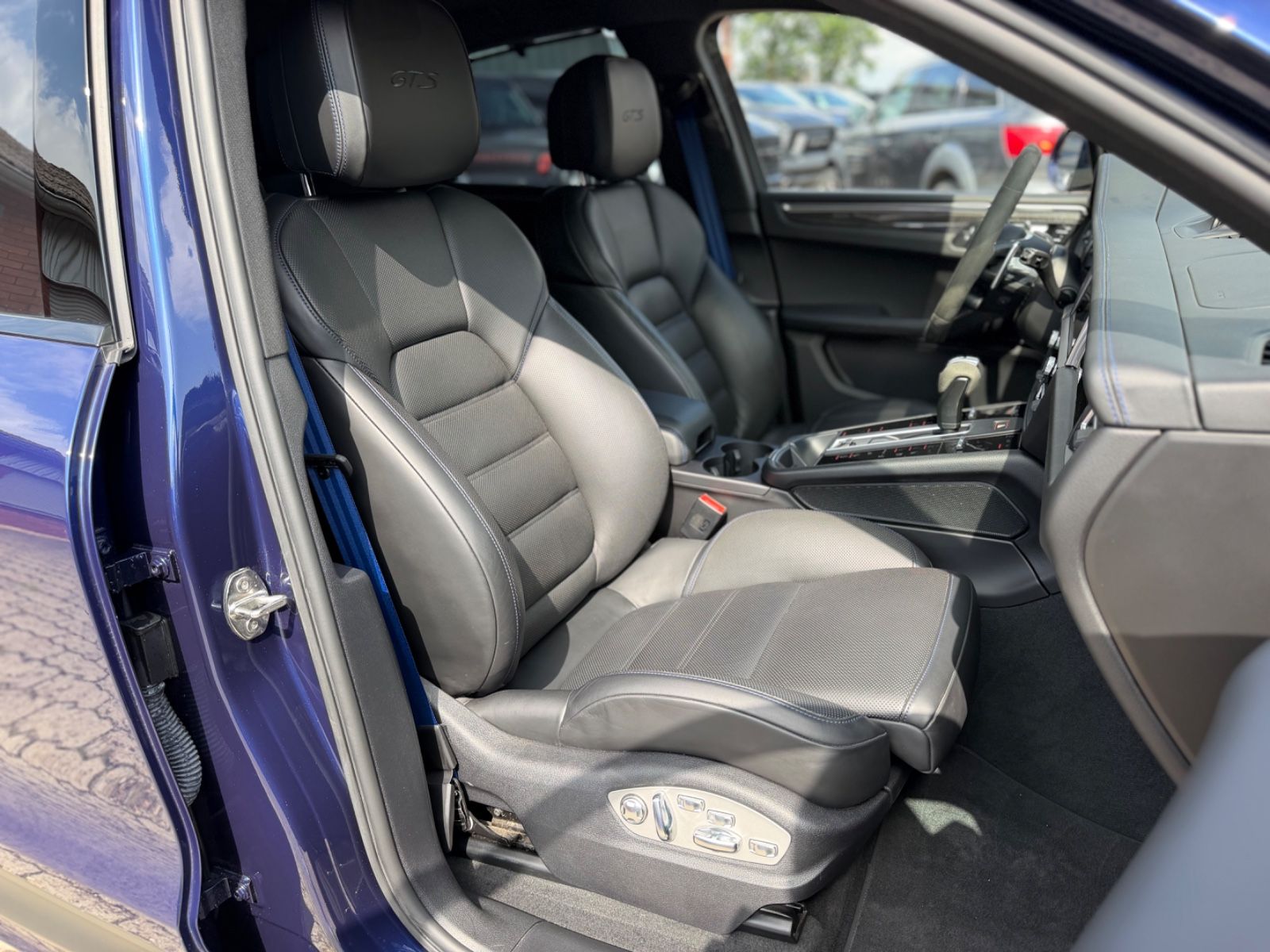 Porsche Macan GTS Pano Nappa Bose Led Carbon Luft Lkh foto 16