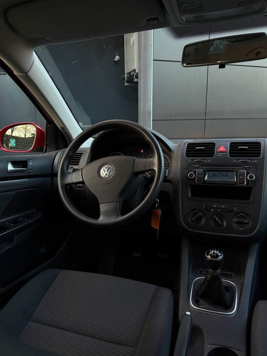 Volkswagen Golf 2010 — photo 9
