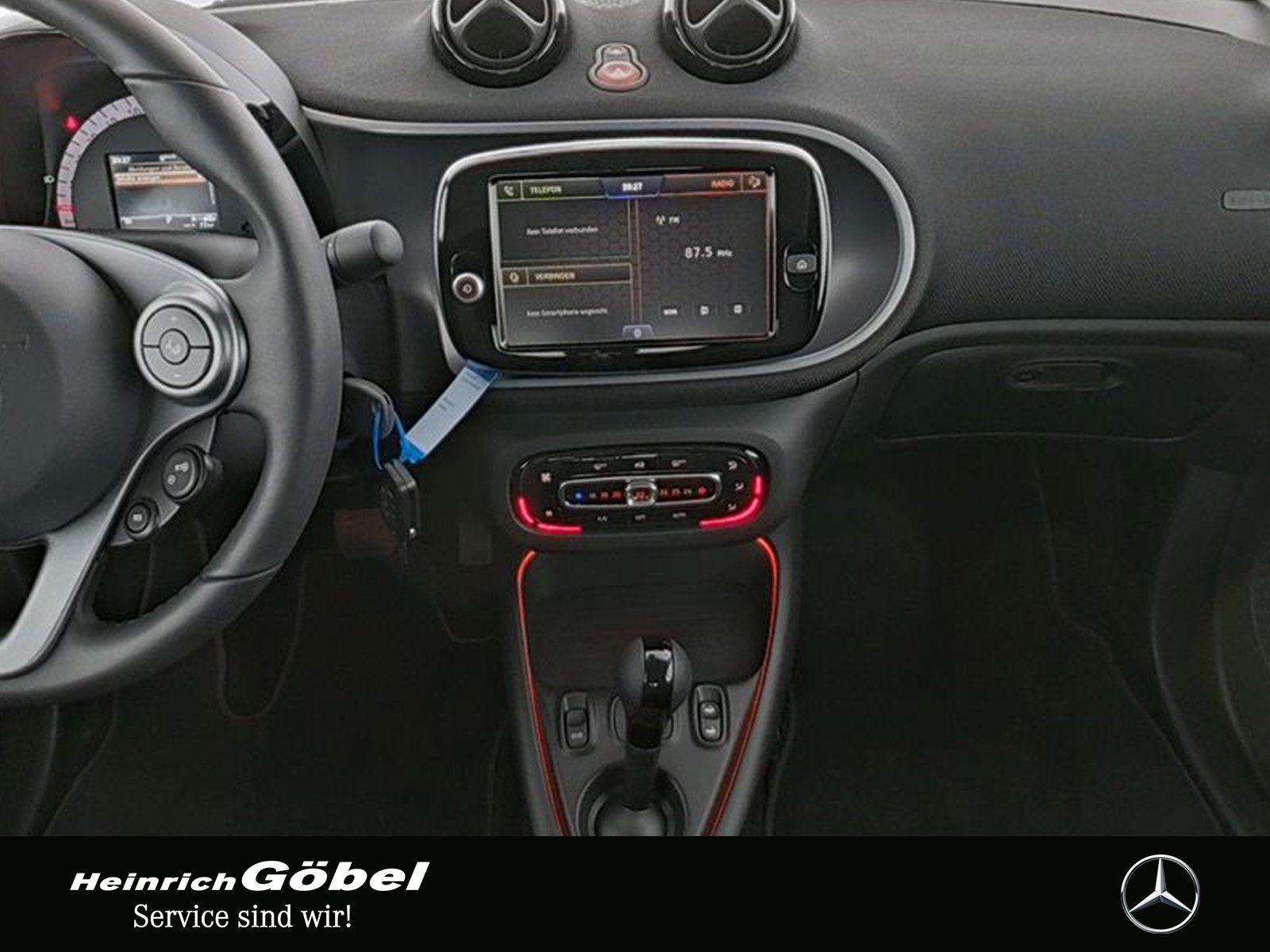 Fahrzeugabbildung Smart EQ passion 22KW+WINTER.P+ALLWETTER+LED+CARPLAY