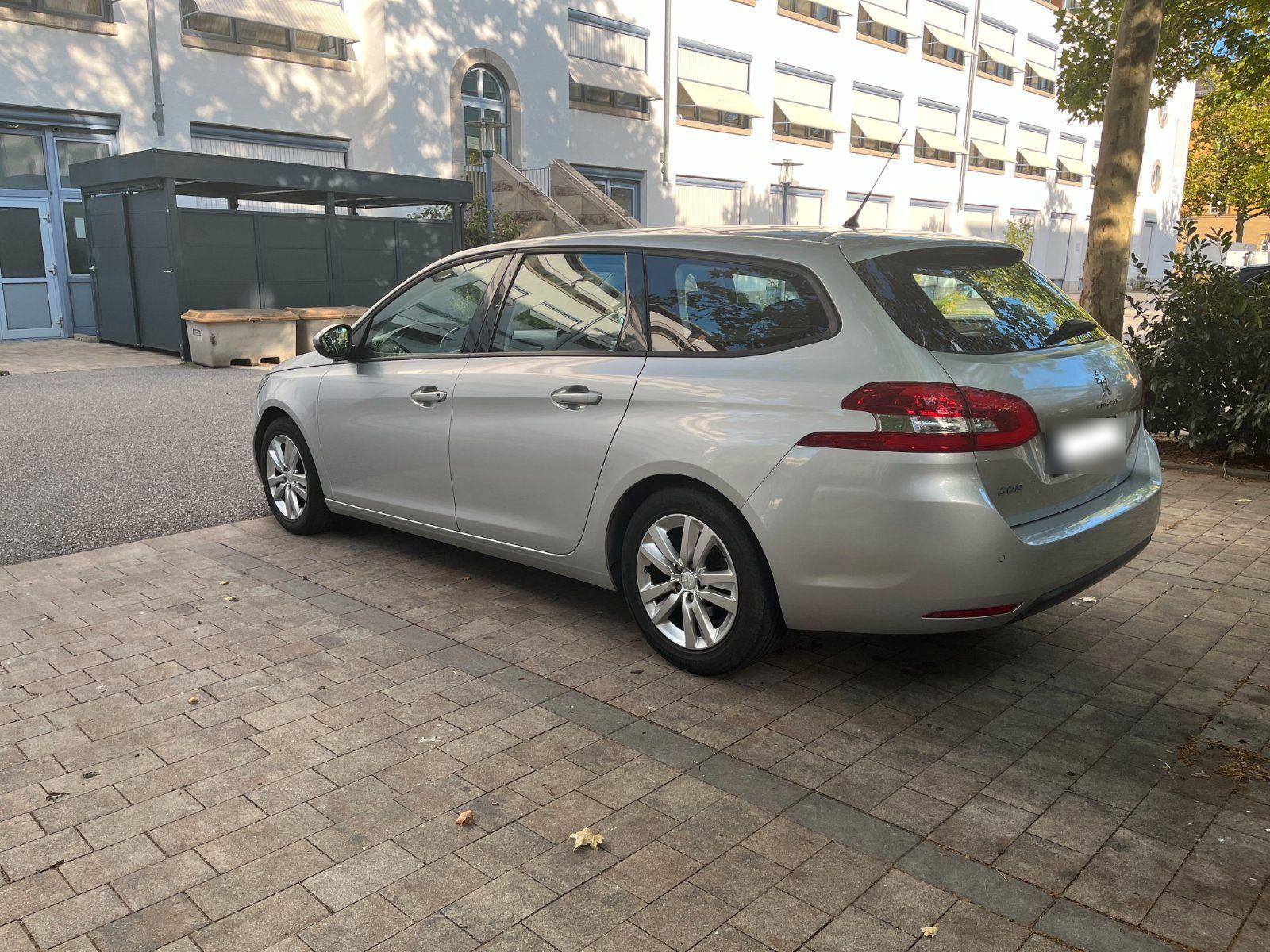 Peugeot 308 2015 — photo 7