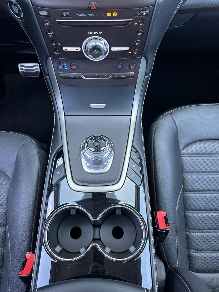 Fahrzeugabbildung Ford Galaxy 2.0 Bi-Turbo 7-Sitzer NAV+LED+PANO+KAMERA