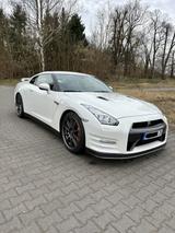 Nissan GT-R 3.8l Black Edition Black Edition - Nissan GT-R: Automatik