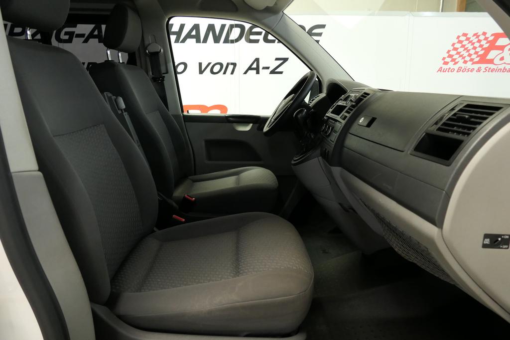 Volkswagen T5 Kombi