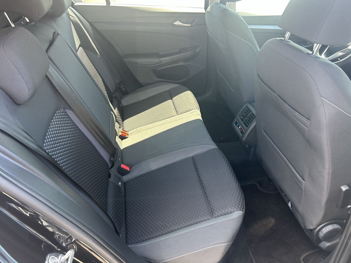 Volkswagen Golf - Bild 8