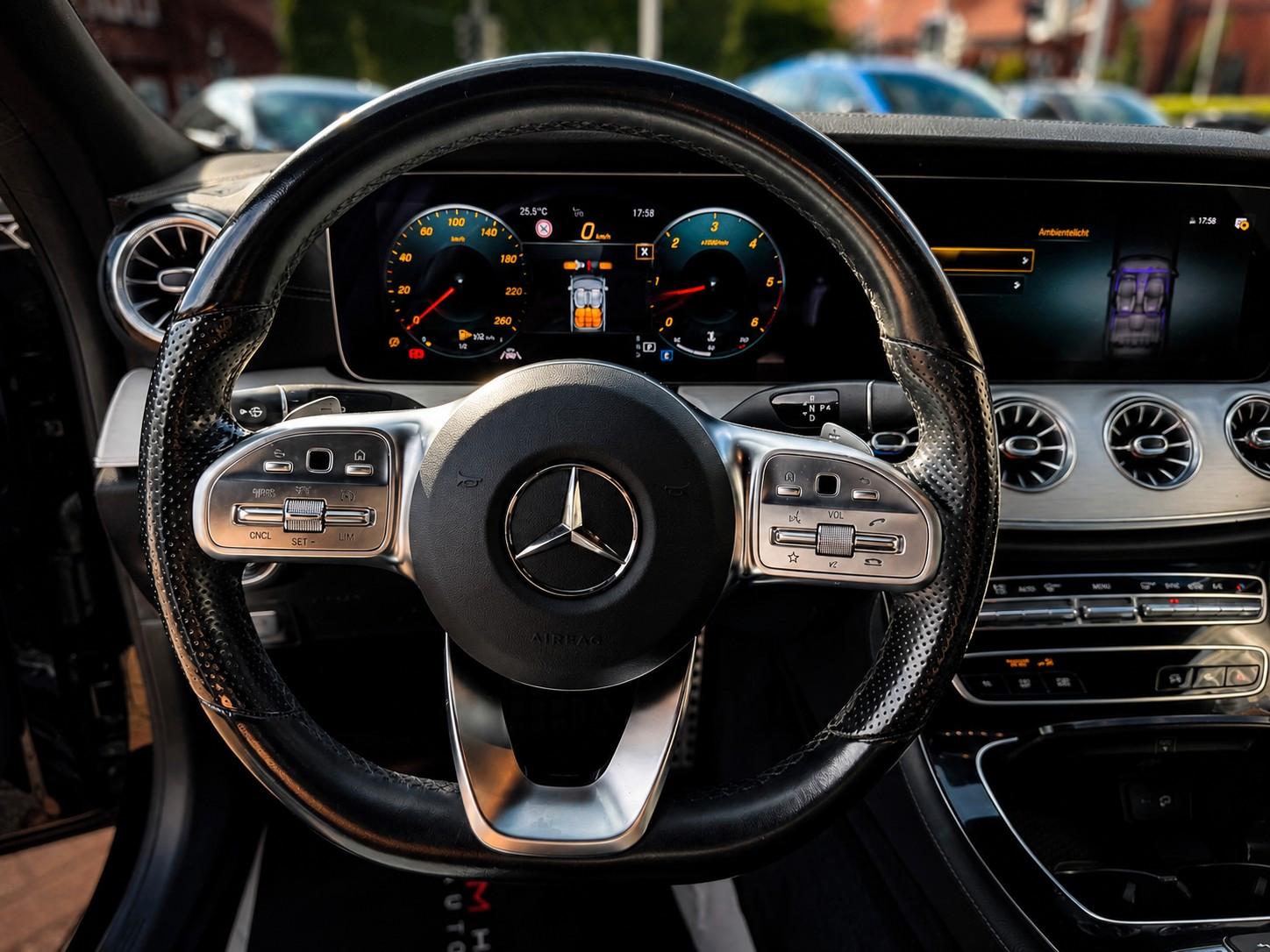 Mercedes-Benz CLS 220 d AMG Line /R-CAM/WIDE/MBEAM/SPUR/LEDER