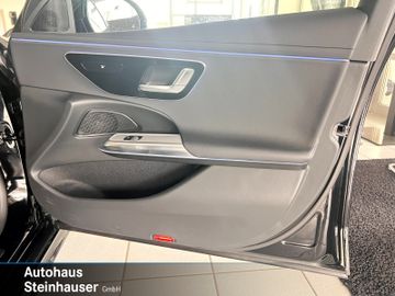 Mercedes E 200 - 11