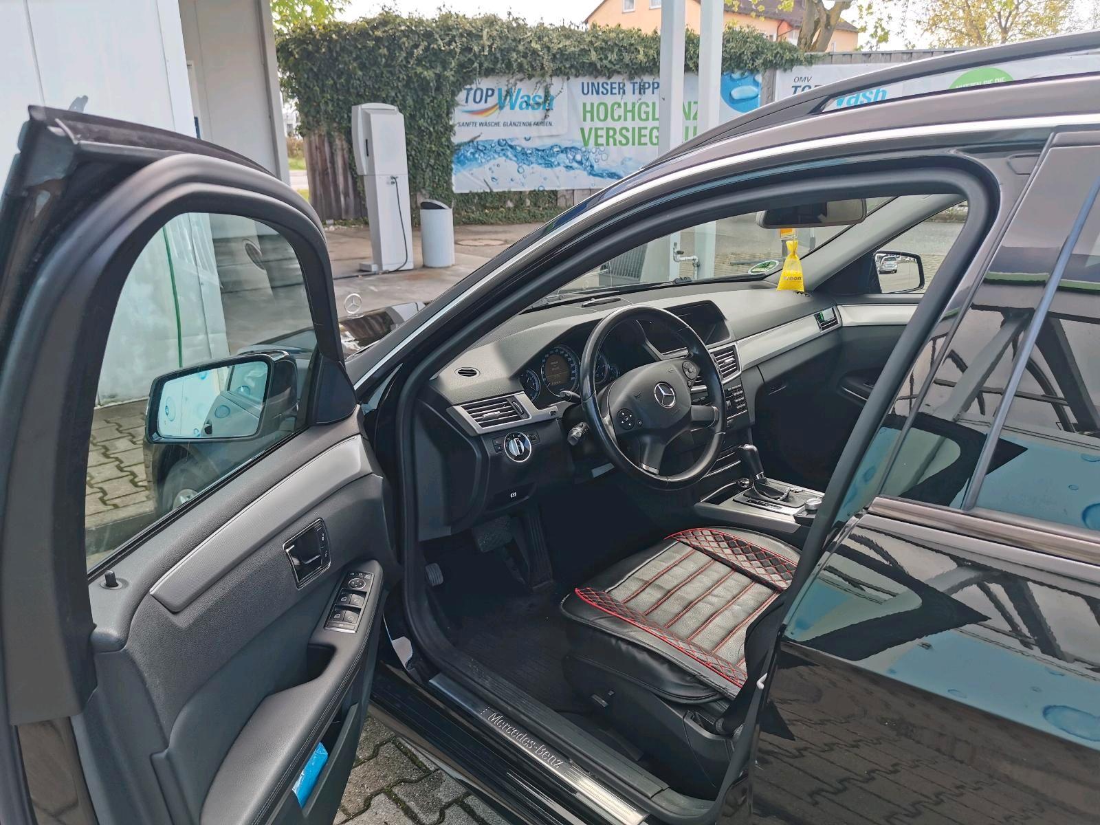 Mercedes-Benz E220 2010 — photo 7
