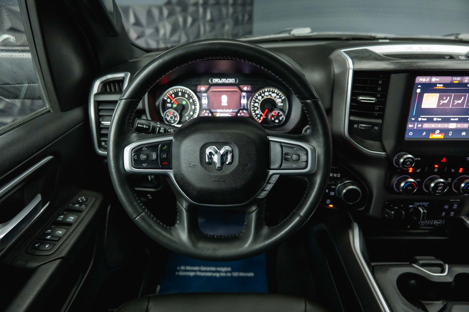 Fahrzeugabbildung Dodge RAM 5.7 V8 HEMI 4x4 BLACK EDITION Longbed 19%