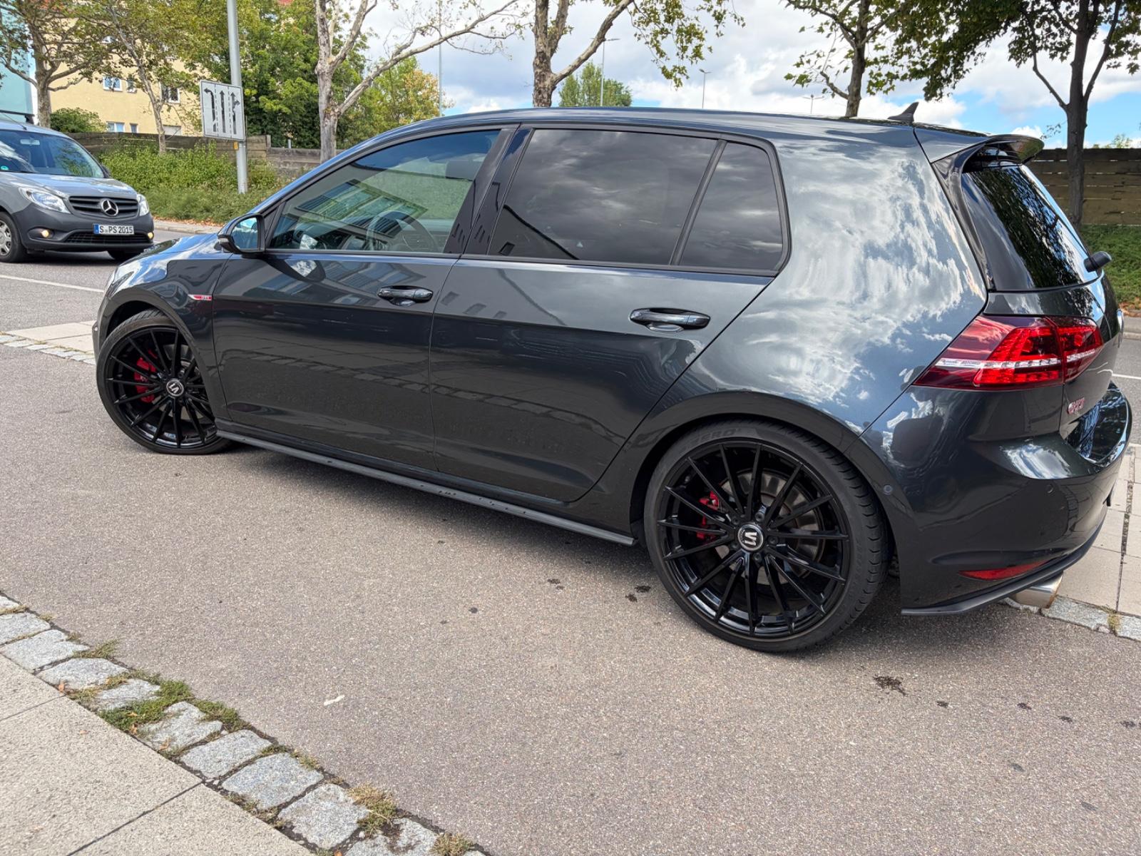 Volkswagen Golf VII Lim. GTI Performance/LEDER/ACC/DAB/VOLL
