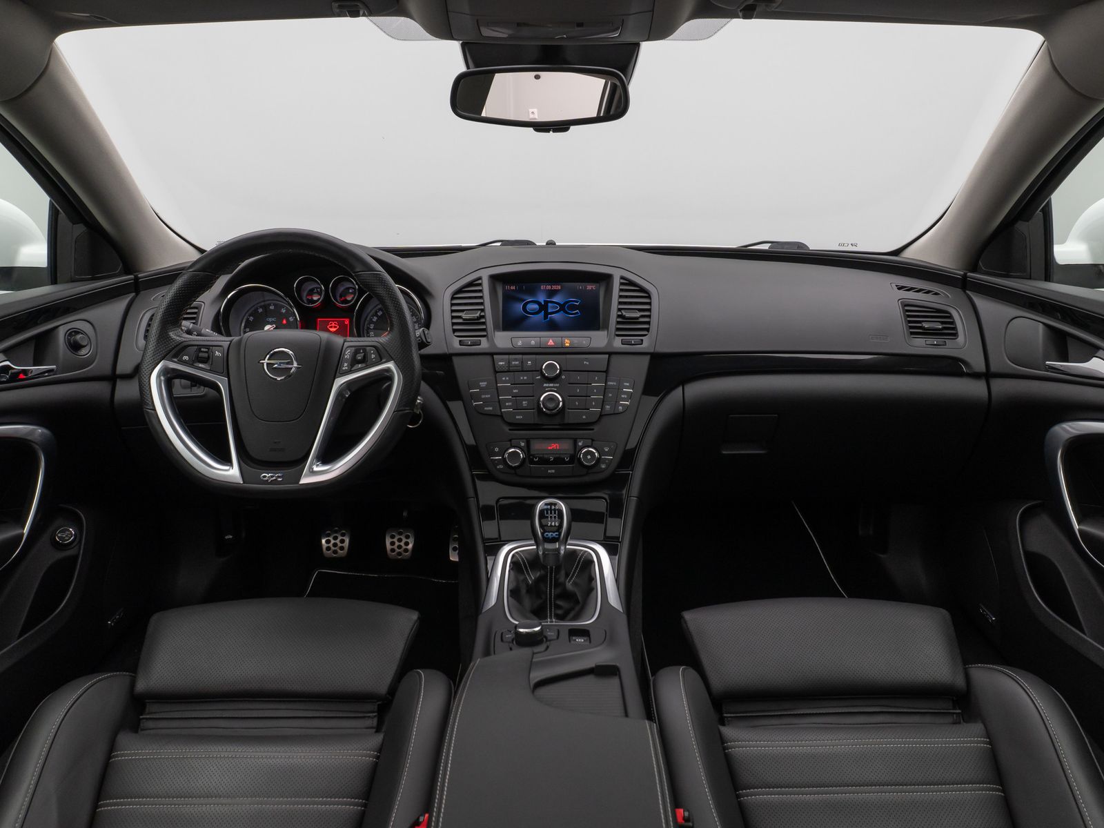 Fahrzeugabbildung Opel Insignia OPC 4x4 Panorama Infinity Tempoma 8Fach